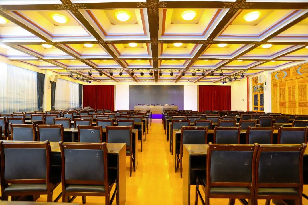 大理古城會(huì)議酒店蘭林閣酒店