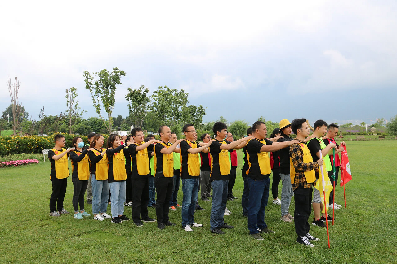 大理戶外拓展訓(xùn)練活動(dòng)