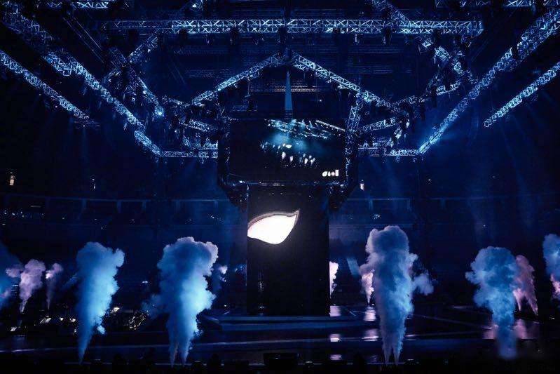 燈光舞臺設(shè)計(jì)