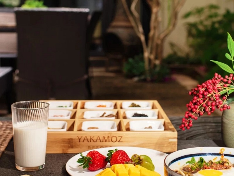 大理夏令營結(jié)合軍旅生涯增強(qiáng)青少年的集體榮譽(yù)感！