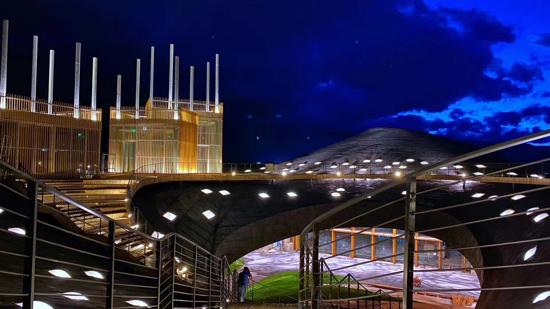 大理?xiàng)铥惼即髣≡? width=