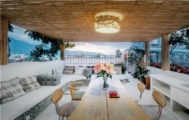 這個(gè)藏在大理古城內(nèi)的網(wǎng)紅民宿，盡顯風(fēng)花雪月之鄉(xiāng)的別樣浪漫情調(diào)