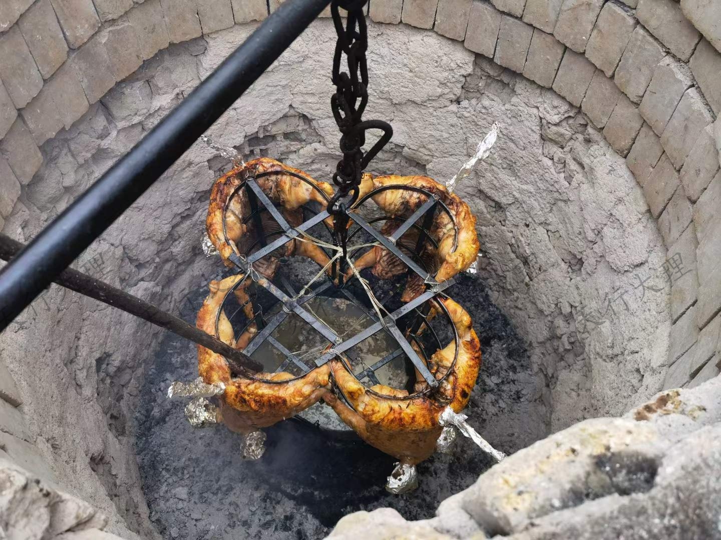 大理白族特色餐廳全攻略推薦：大理古城天龍烤羊王餐廳  體驗(yàn)大理烤全羊首選推薦