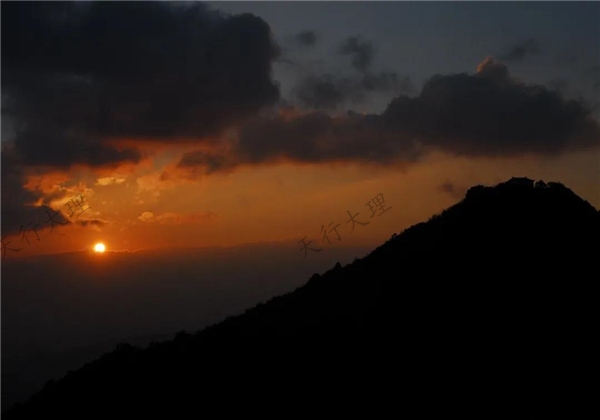 大理攻略 | 秋游彌渡，從玫瑰花海到古滇瑰寶