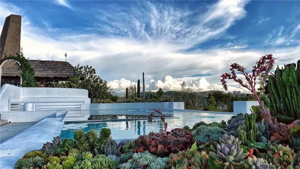 在大理遇見(jiàn)最美半山酒店 洱海邊的“圣托里尼”——理想邦    大理傳媒公司