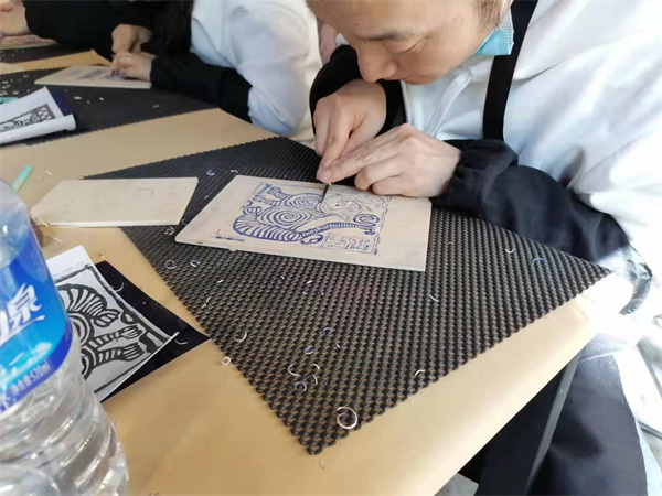 大理特色團(tuán)建活動(dòng)推薦：來薄技在體驗(yàn)甲馬拓印，感受大理非物質(zhì)文化遺產(chǎn)的魅力吧