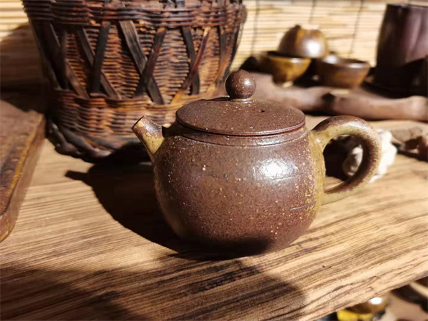 大理特色團(tuán)建活動(dòng)推薦：來喜洲古鎮(zhèn)制作大理喜陶柴燒，體驗(yàn)大理非遺文化的魅力