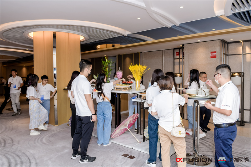 2022超聚變聯(lián)強(qiáng)國(guó)際合作伙伴峰會(huì)