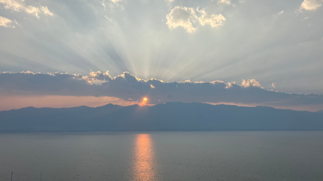 大理策劃公司：2024，和大理一起打開(kāi)美好生活新篇章！